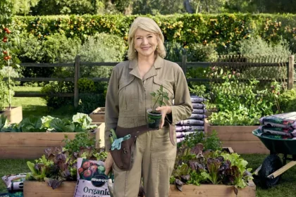 Miracle-Gro shares Martha Stewart’s gardening secrets in new campaign