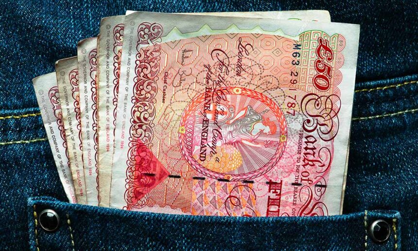 £78bn of passive income? It’s easily available!