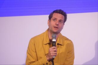 Klarna Replaces Workers With AI With Hiring Freeze, Pay Bump