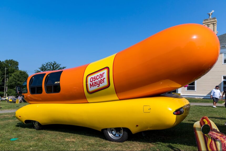 Oscar Mayer Is Hiring Wienermobile Drivers. How to Apply.