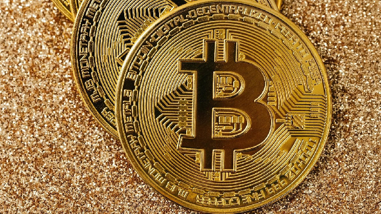 Bitcoin Miners Rake in Highest Revenue Since April