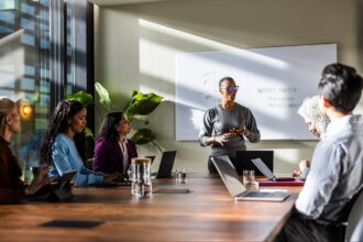 How Top Leaders Turn Pain and Pressure Into Clarity and Focus